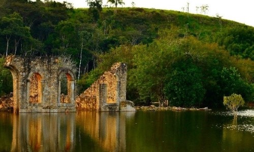 Intervenções artísticas aprofundam a experiência no Parque Arqueológico e Ambiental de São João Marcos